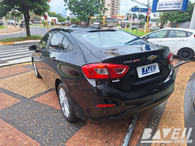 GM CRUZE LT SEDAN 1.4 T