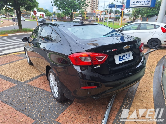 GM CRUZE LT SEDAN 1.4 T